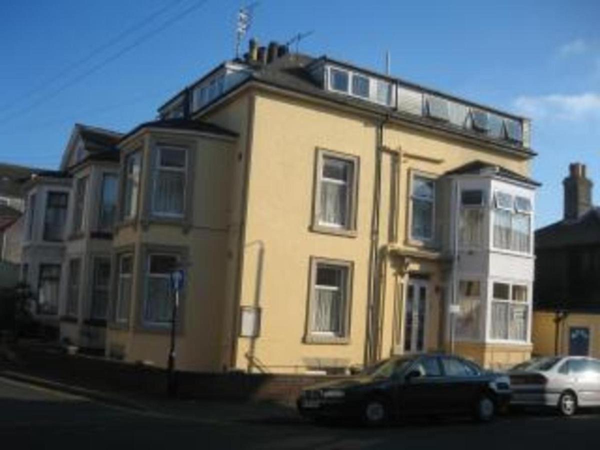 4 Berth First Floor Flat Apsley 3 *